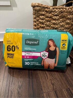30 Count Depend Fresh Protection Medium Adult Incontinence Underwear For Women